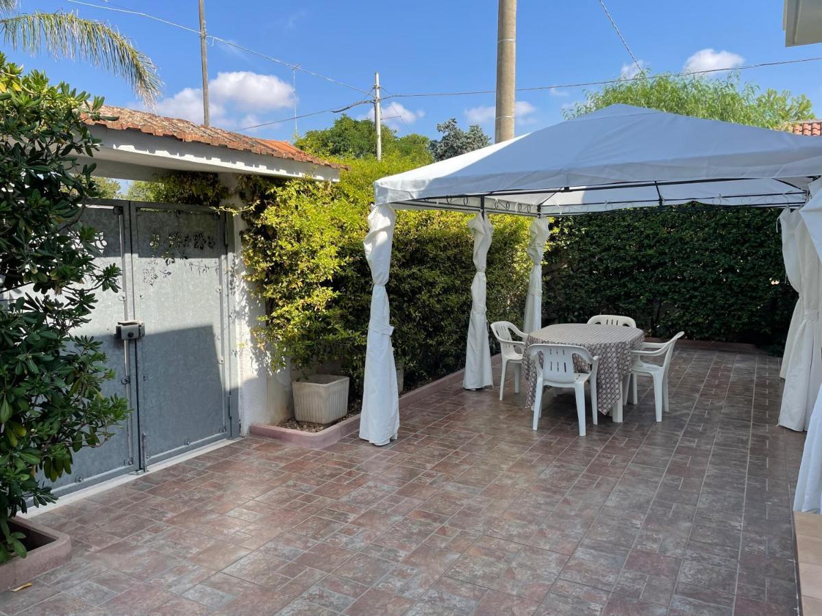 Casa Alieta Villa Torre Lapillo Bagian luar foto